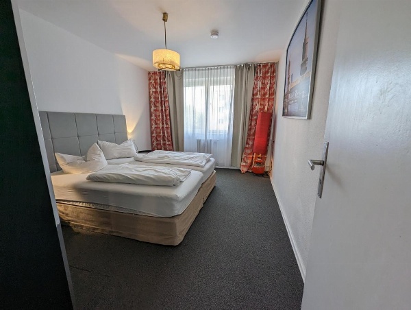 M M Central Apartments image 7